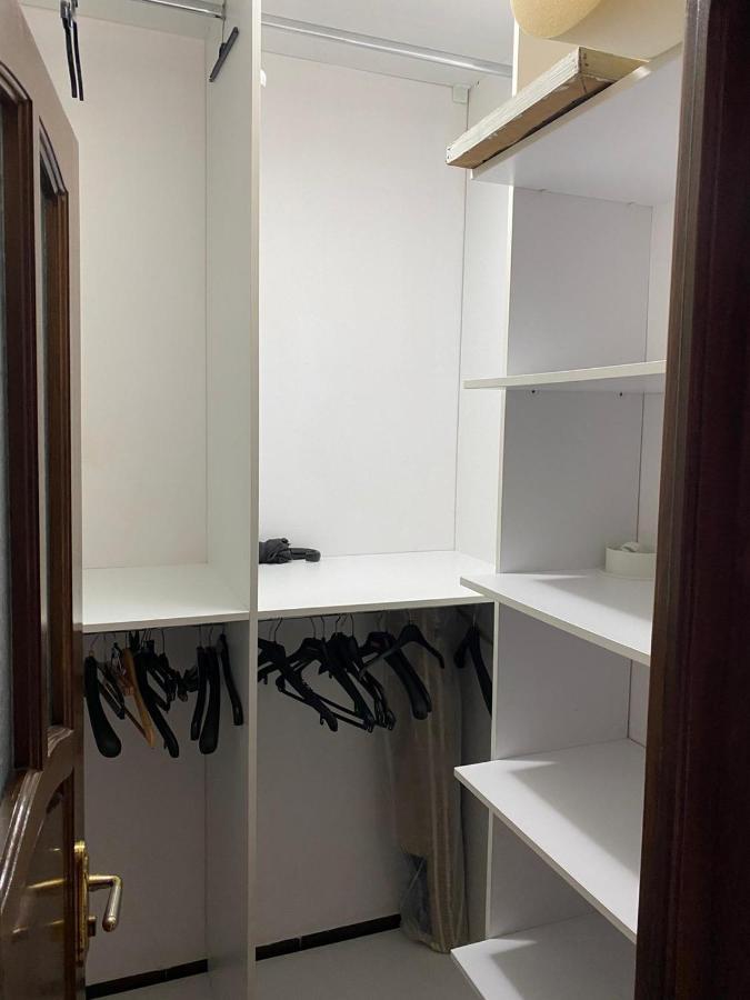 Peninsula Apartment, Constanţa Eksteriør bilde