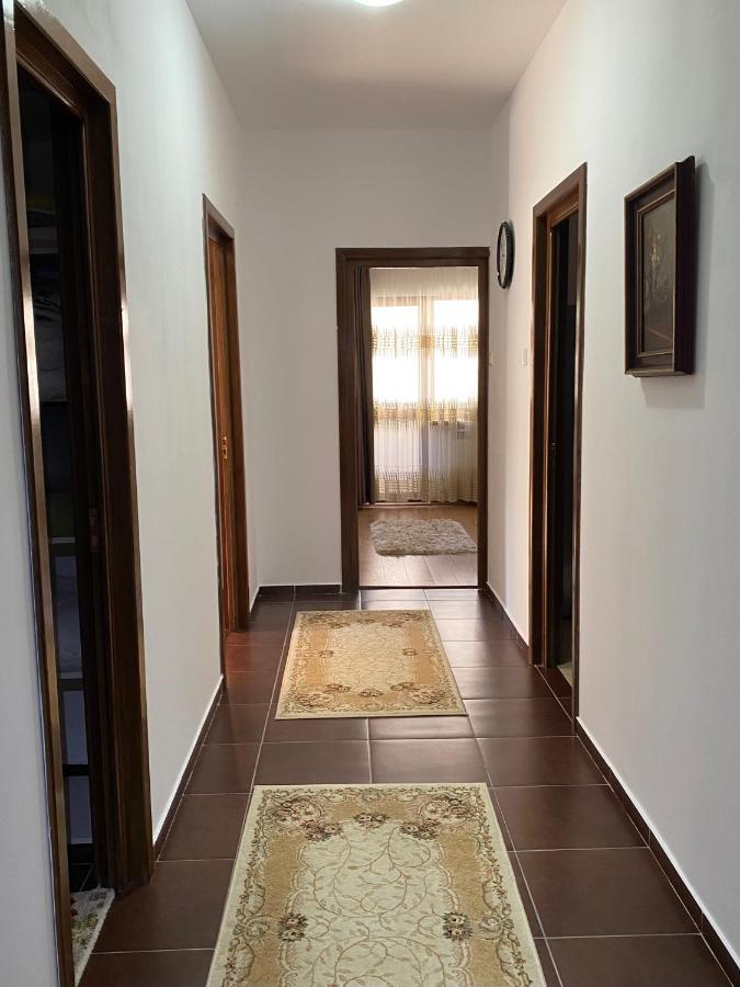 Peninsula Apartment, Constanţa Eksteriør bilde